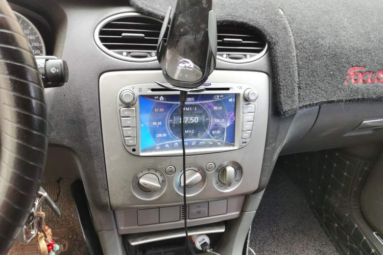 Used Ford Focus 2013 Hatchback Classic 1.8L Manual Base Model
