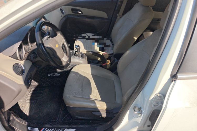 Used Chevrolet Cruze 2015 1.5L Classic SE MT
