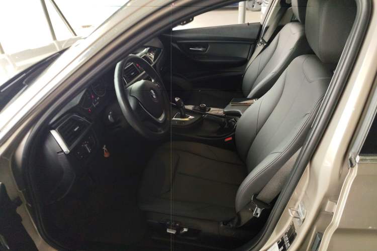 Used BMW 3 Series 2017 320Li Fashion Model
