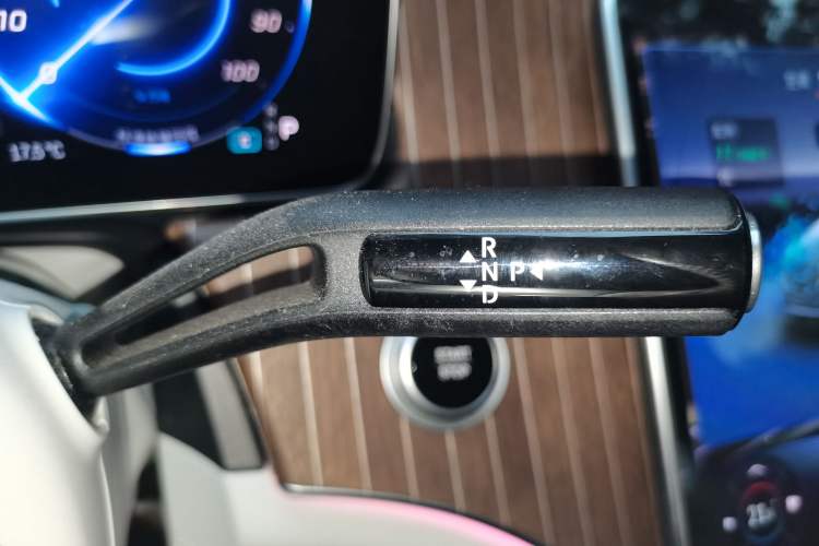 Used Mercedes-Benz EQE 2025 500 4MATIC Pioneer Edition
