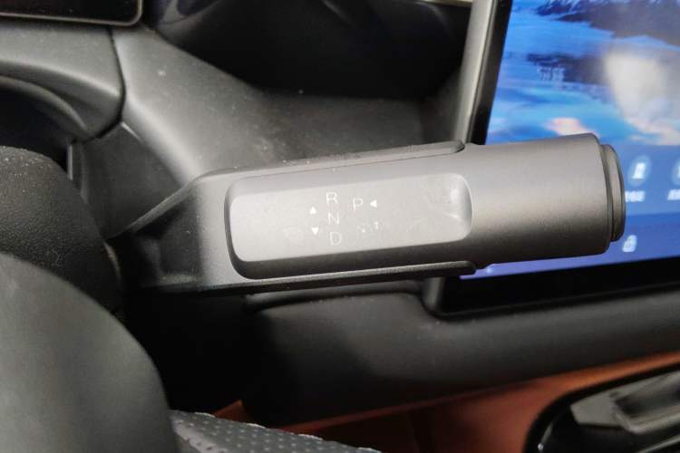 Used AION V 2024 Aion Tyrannosaurus 650 LiDAR Edition