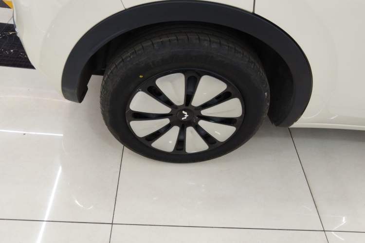 Used Wuling Bingo 2025 333 km Lingxi Deluxe Edition
