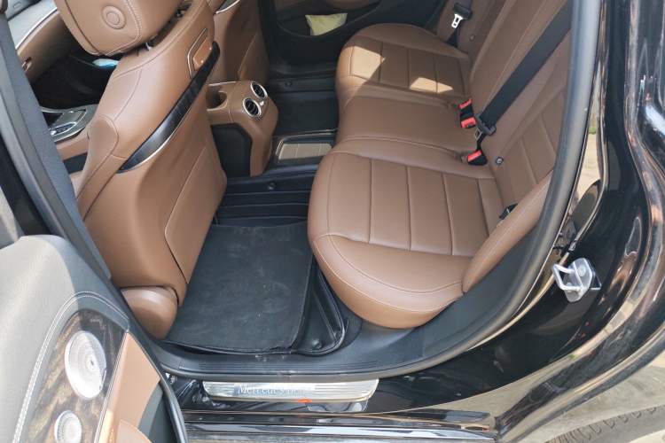 Used Mercedes-Benz E-Class 2019 Restyled E 300 L Sporty and Stylish Edition Left Rear Seat