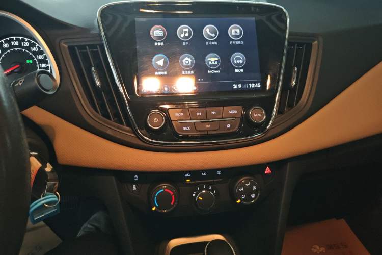 Used Chevrolet Monza 2022 320 Automatic Enjoyment Sunroof Version Audio And AC Panel