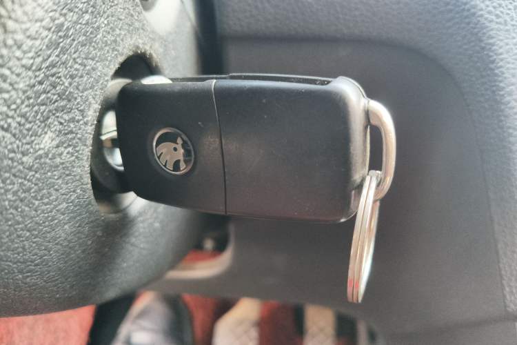 Used Skoda Rapid Spaceback 2016 Revised Version 1.4L Manual Front-Drive Edition