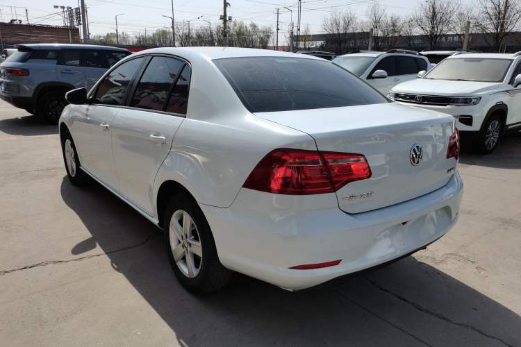 Used Volkswagen Bora 2014 1.6L Automatic Fashion Model Rear Left 45 Deg