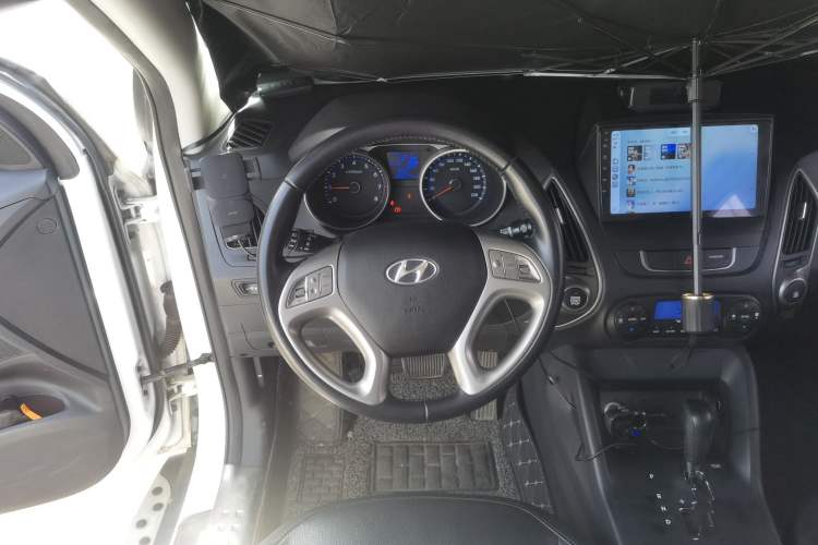 Used Hyundai ix35 2015 2.0L Automatic 2WD Smart Version China V Standard