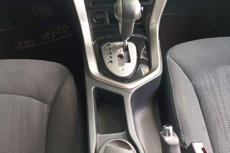 Used Venucia T70 2016 2.0L CVT Smart Edition