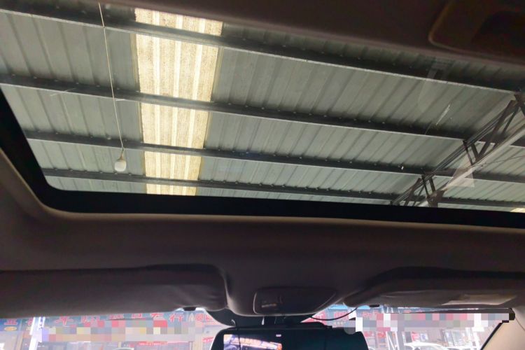 Used Baojun 560 2015 1.8L manual luxury version
