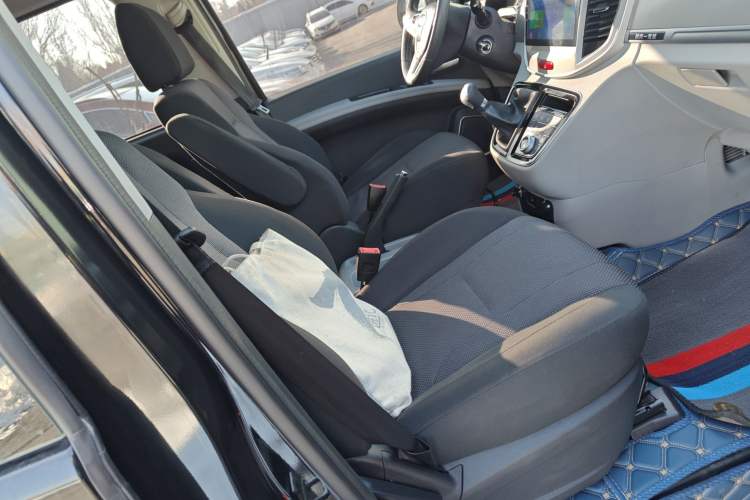 Used JAC Refine M4 2018 2.0L Manual Express Version