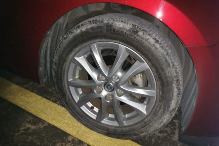 Used Mazda 3 Axela 2019 Cloud-Controlled Sedan 1.5L Automatic Luxury Model China VI Standard Right Front Wheel Hub