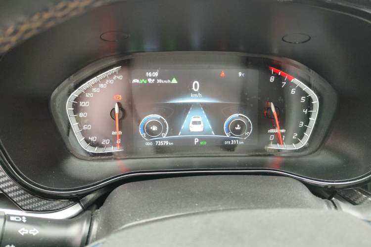 Used Changan CS85 COUPE 2019 1.5T DCT Luxury Version China VI Standard