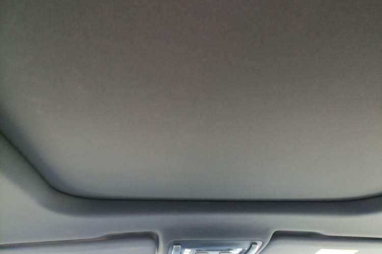 Used Formula Leopard Titanium 3 2025 501 km Four-Wheel Drive Drone Edition Headliner