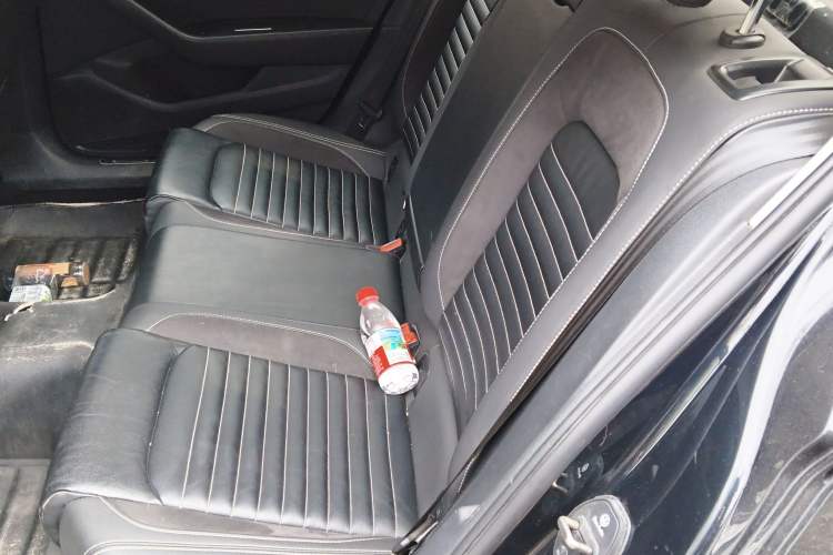 Used Volkswagen Magotan 2020 330TSI DSG Leading Model
