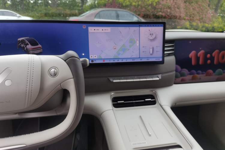 Used IM LS6 2026 Model Pure Electric Max Audio And AC Panel