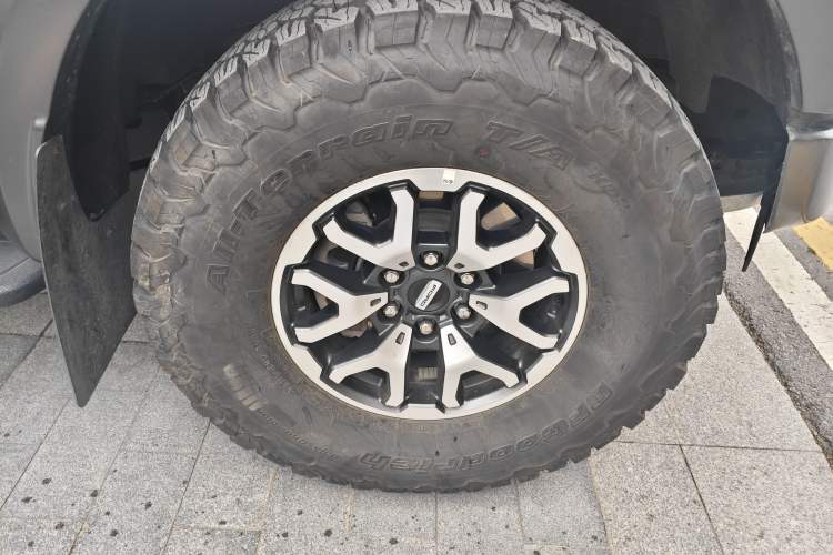 Used Ford F-150 Raptor 2023 3.5T Raptor Right Front Wheel Hub