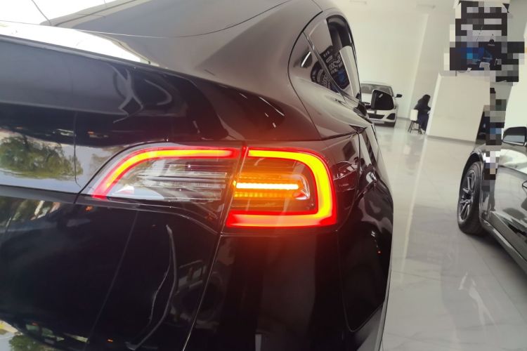 Used Tesla Model Y 2022 Rear-Wheel-Drive Version