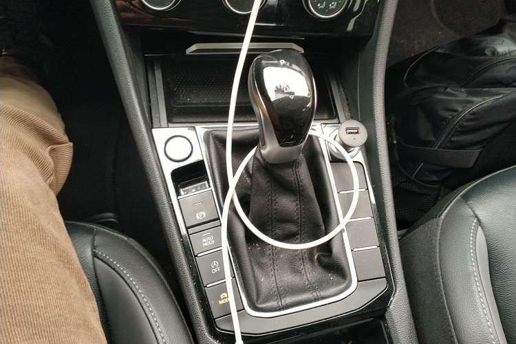 Used Volkswagen Sagitar 2020 200TSI DSG Comfort Version China VI Standard Gear Lever