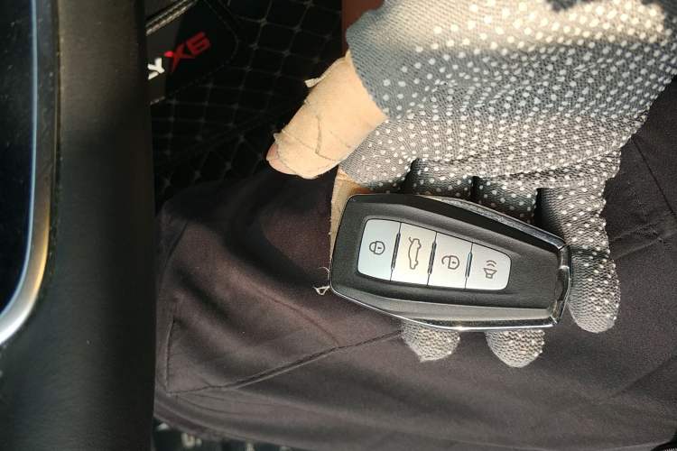 Used Geely Auto Vision X6 2020 1.4T CVT Luxury Edition Interior 1