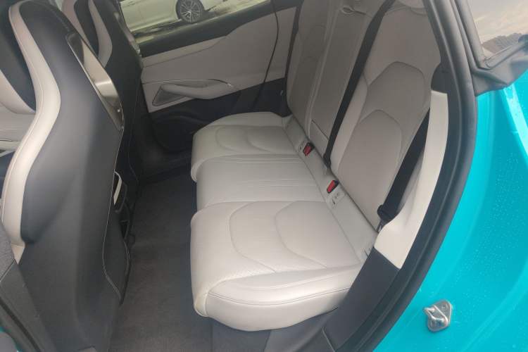 Used Xiaomi Auto SU7 2024 Rear-Drive Long-Range Intelligent Driving Version
