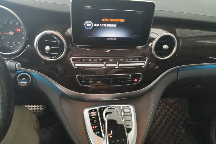 Used Mercedes-Benz V-Class 2017 V 260 L Prestige Extended Edition