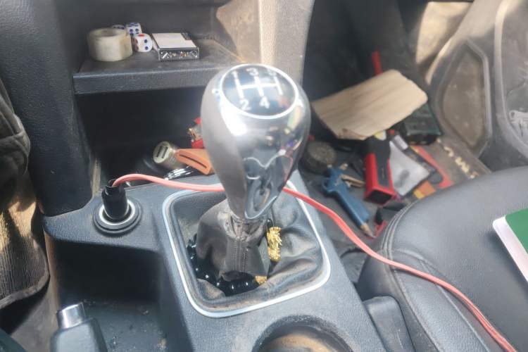 Used JMC Baodian 2020 2.5T Diesel Two-Wheel Drive Comfort Edition Long Wheelbase JX4D25A6L
