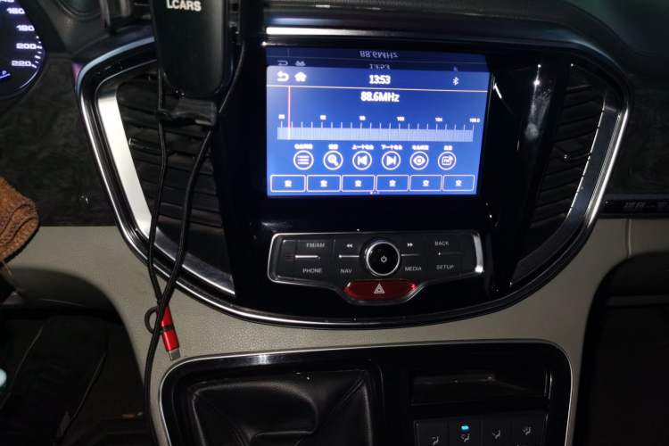 Used JAC Refine M4 2016 2.0L Manual Luxury Smart Version