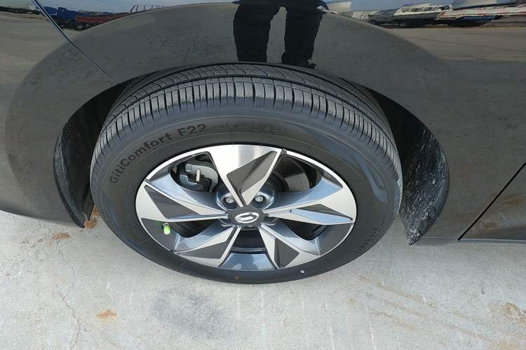 Used GAC Trumpchi M6 2023 PRO 270T DCT Luxury Edition Left Front Wheel Hub