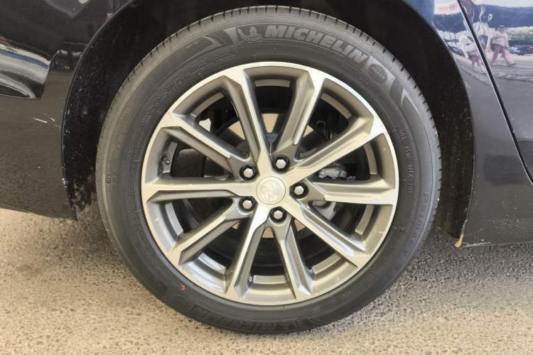 Used Buick LaCrosse 2020 652T Luxury Version Exterior 2