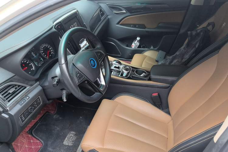 Used BYD Qin New Energy 2017 1.5T Luxury Model Left Front Seat