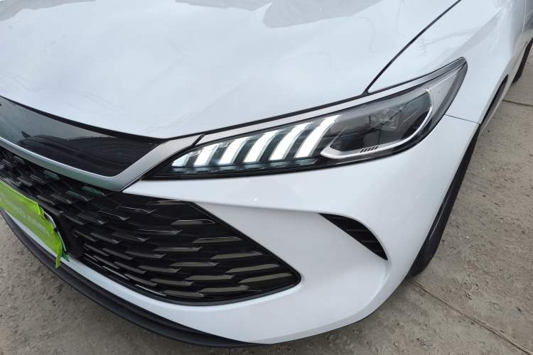 Used BYD Qin PLUS 2025 DM-i Smart Drive 55KM Leading Model
