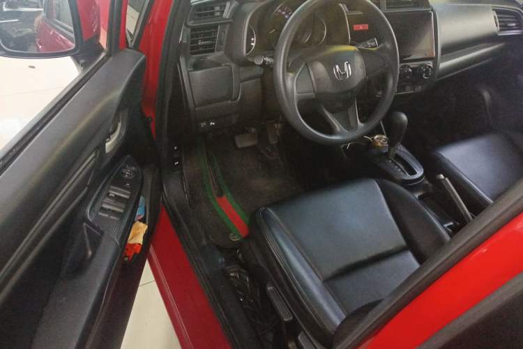 Used Honda Fit 2016 1.5L LXS CVT Comfort Sunroof Version Driver Seat