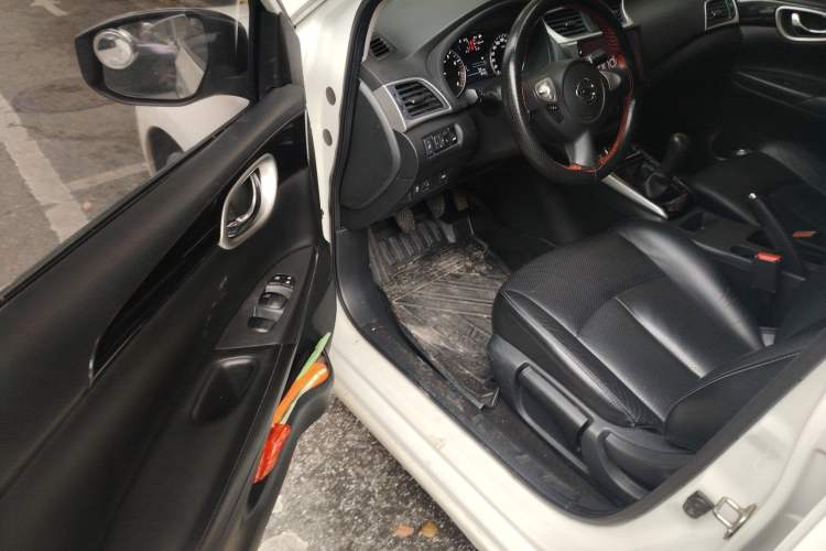 Used Nissan Sylphy 2016 Classic 1.6XL Manual Luxury Edition Driver Seat