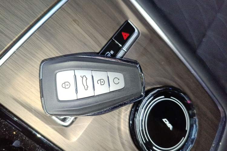 Used Geely Auto Monjaro L 2025 Dongfang Yao 2.0TD Automatic Lanxing Edition Interior 1