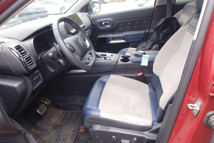 Used Citroen C5 AIRCROSS 2022 Peugeot 400THP Allure BEYOND Edition Left Front Seat