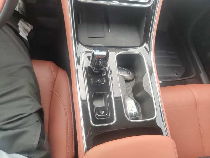Used Geely Auto Emgrand 2026 Model 5th Generation 1.5T DCT Flagship Edition — 13