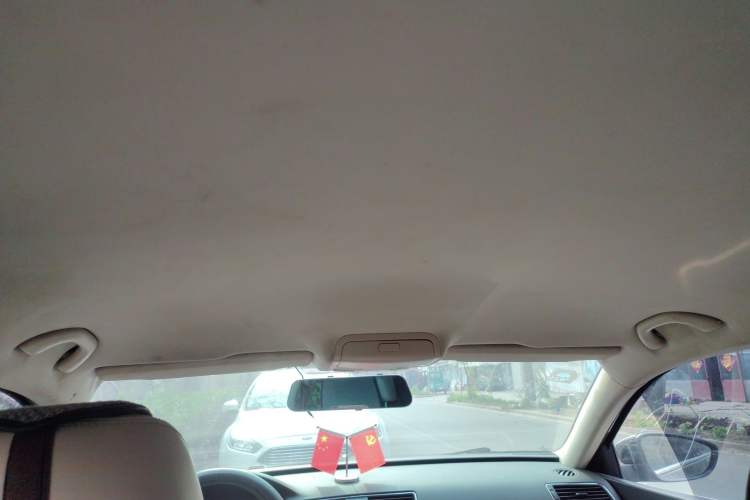 Used Volkswagen Passat 2013 1.4TSI Manual Luxury Edition Headliner