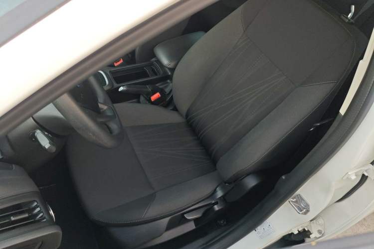 Used Ford Focus 2015 Hatchback 1.6L Automatic Comfort Model Left Front Seat