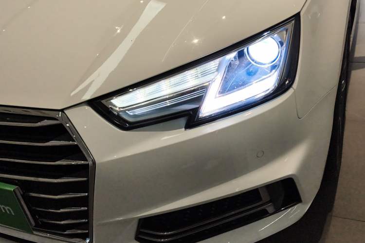 Used Audi A4L 2019 40 TFSI Ambition China VI