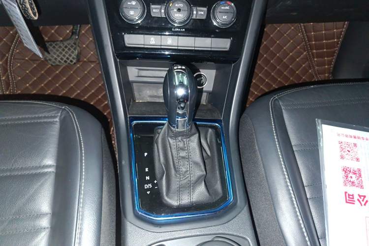 Used Volkswagen Touran 2016 Volkswagen Touran L 280TSI DSG Comfort Edition
