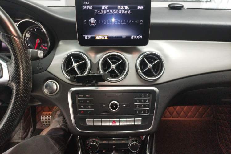 Used Mercedes-Benz CLA 2018 CLA 220 4MATIC Audio And AC Panel