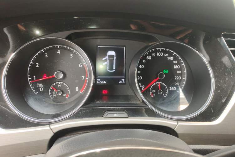 Used Volkswagen Touran 2018 Volkswagen Touran L 280TSI DSG Comfort Edition 7 Seats China V Emission Standard Instrument Cluster