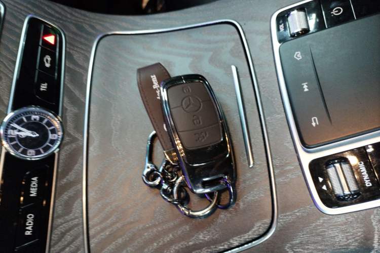 Used Mercedes-Benz CLS 2020 CLS 300 Sport Edition Vehicle Key