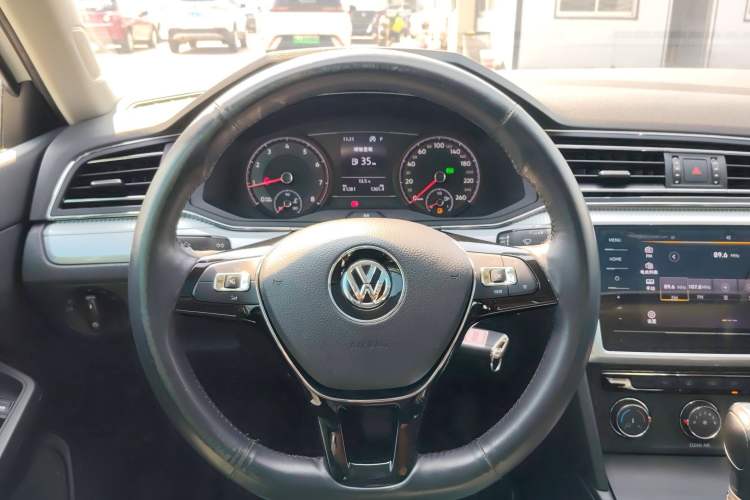 Used Volkswagen Lamando 2021 230TSI DSG Fashion Edition
