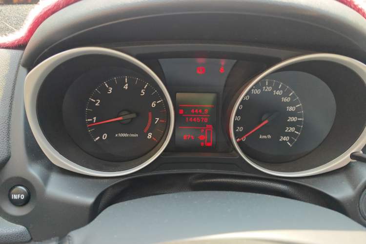 Used Mitsubishi ASX 2013 1.6L Manual Two-Wheel Drive Standard Edition
