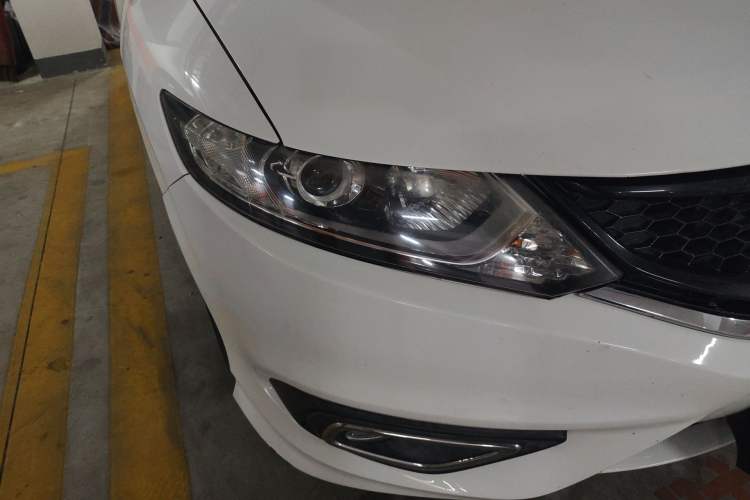 Used Honda Jade 2014 1.8L Automatic Comfort Elite Version 5 Seats