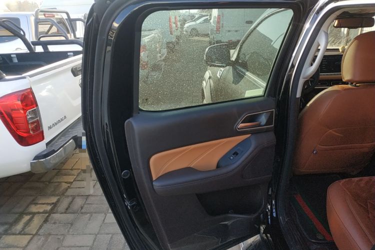 Used Great Wall Poer 2023 2.0T Passenger Version Automatic Diesel 4x4 Prestige Edition GW4D20M