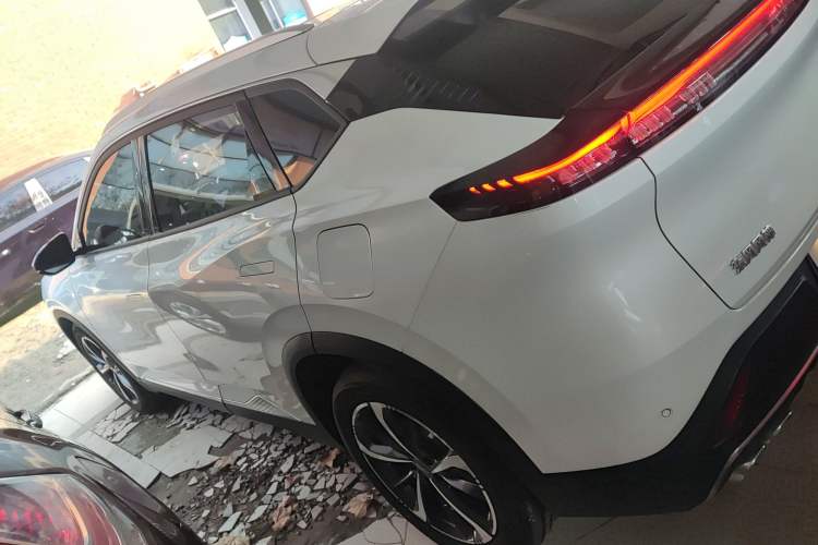 Used Dongfeng Aeolus Mage 2024 Honor Edition 1.5T Luxury Model
