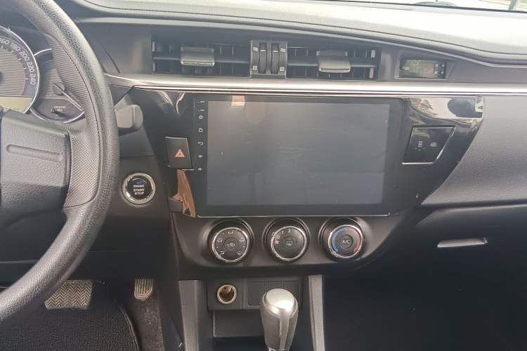 Used Toyota Levin 2016 1.6G CVT Elite Edition Audio And AC Panel