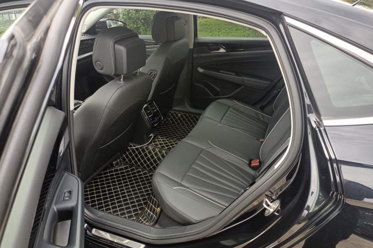 Used Volkswagen Passat 2024 380TSI Elite Edition
